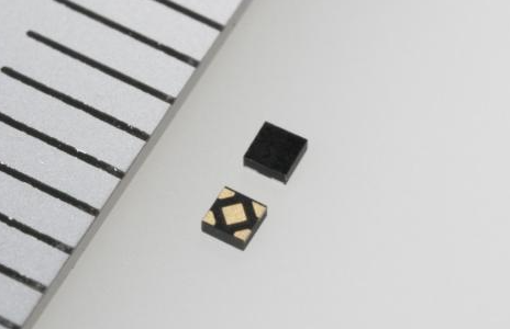 Enhanced voltage detection for high-temperature 2.3V lithium batteries: Torex XC6142 Series. Image
