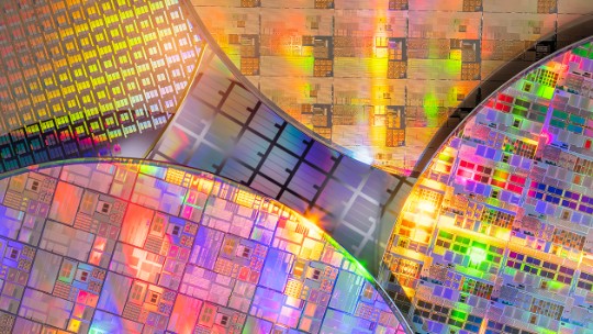 Siemens and Intel foundry collaborate on advanced IC and packaging solutions for 2D and 3D integration Image