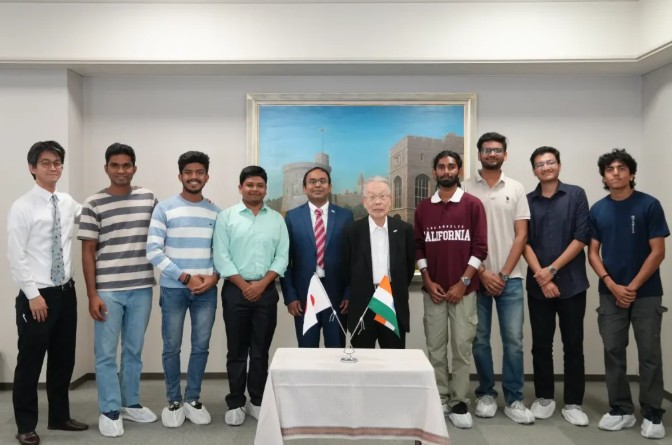 Indian students in Japan's Kyoto University’s KU-STAR program visit Samco to observe semiconductor equipment manufacturing