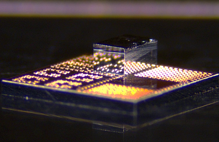 New 3D fabrication process integrates Gallium Nitride transistors onto silicon chips