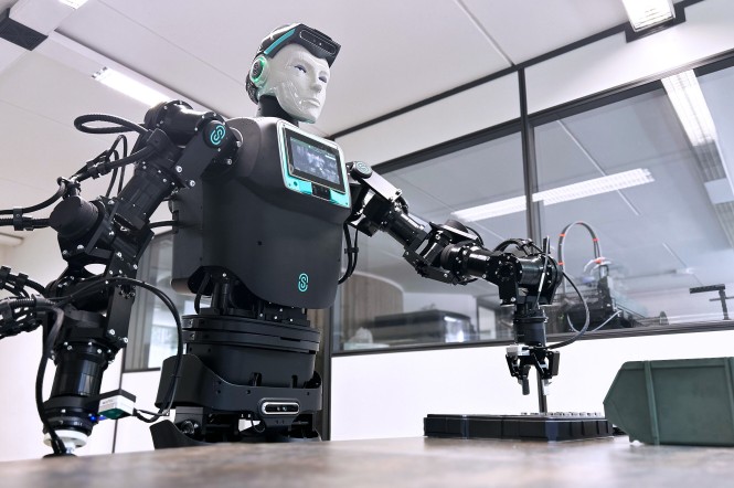 Oversonic Robotics and STMicroelectronics Agree on Humanoid Robots for Semiconductor Plants Ahead of CES Demo
