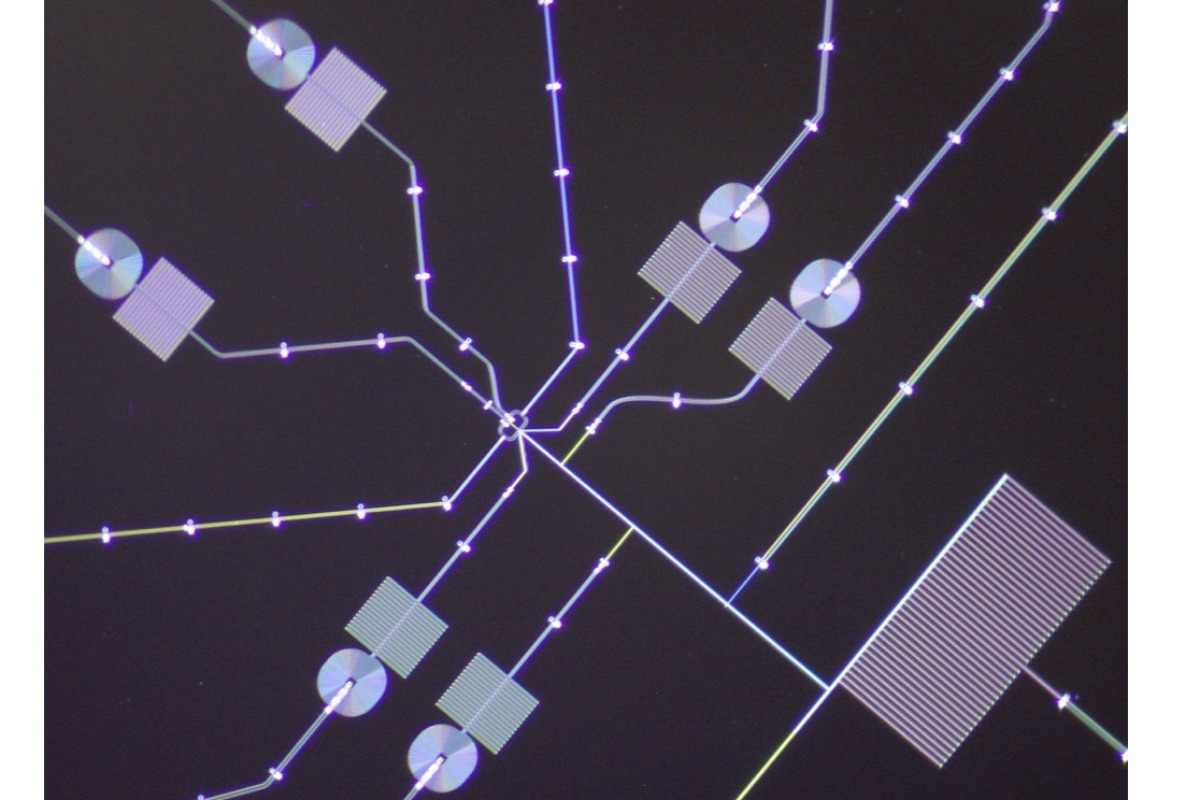 Electron-on-Helium Qubits Advance as EeroQ Demonstrates Strong Microwave Photon Coupling in Nature Physics Study