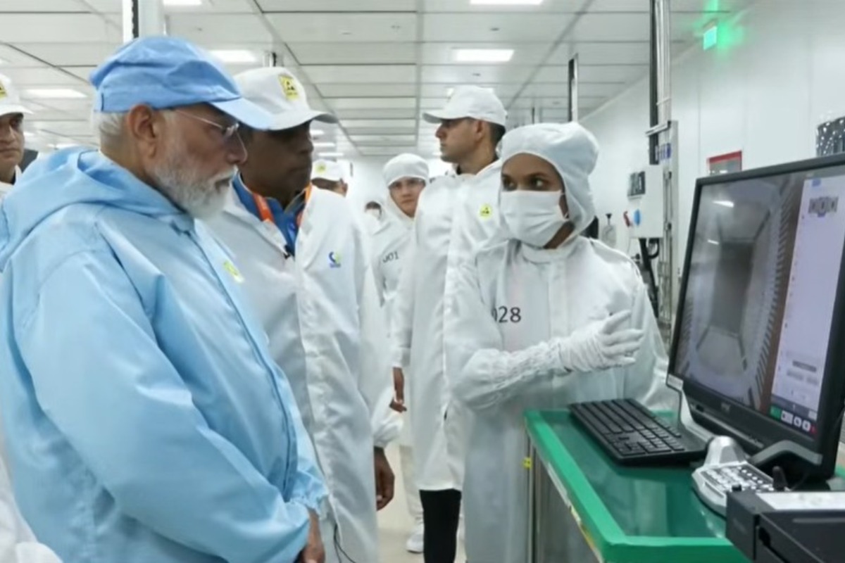 PM Modi Inaugurates CG Semi OSAT Facility in Sanand, Gujarat, Marking Third Semiconductor Plant Operational